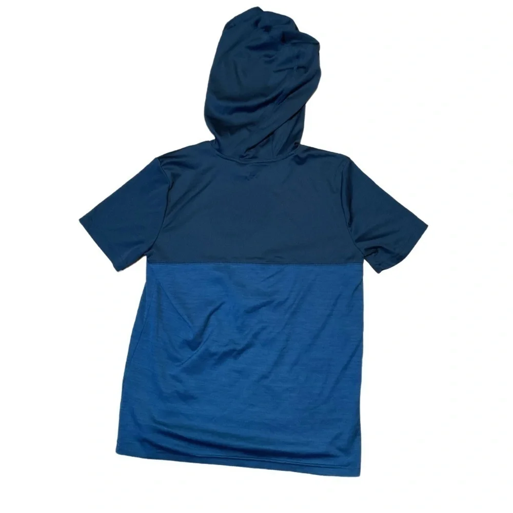 UNDER ARMOUR blue green short sleeve hoodie dryfit